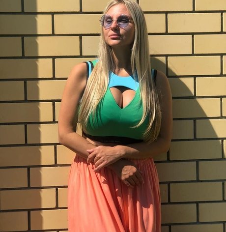 Lady Gorbunova model heiße bilder