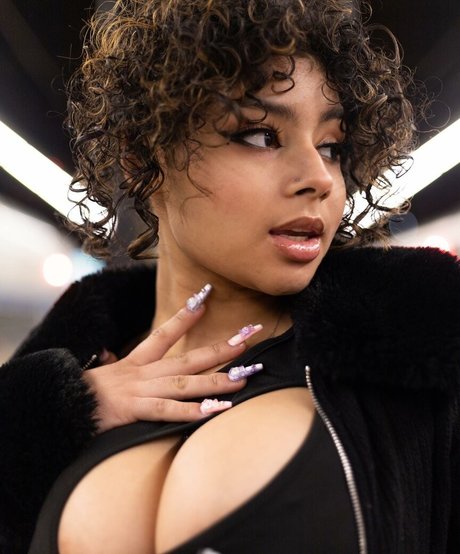 Jinxluvfil hübsche nacktheit galerien