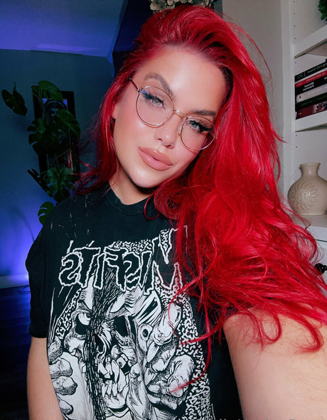 mollige emo-onlyfans kostenlose exklusive bilder