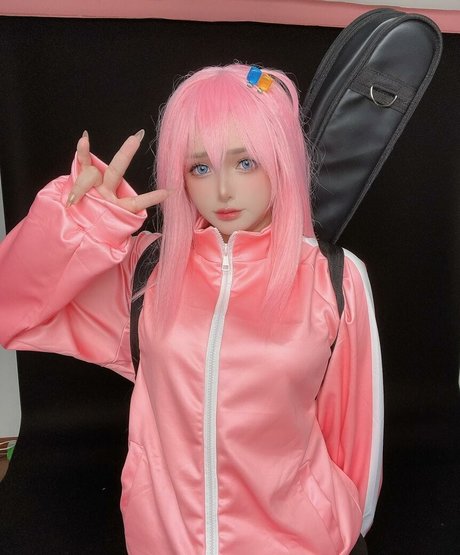 MiMi Chan exklusive pornographische bild