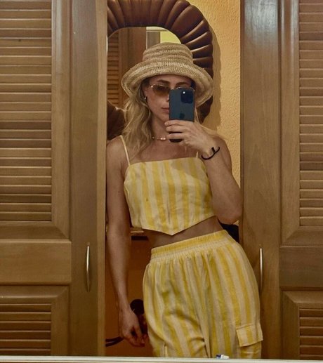 Melissa Roxburgh porno freie foto