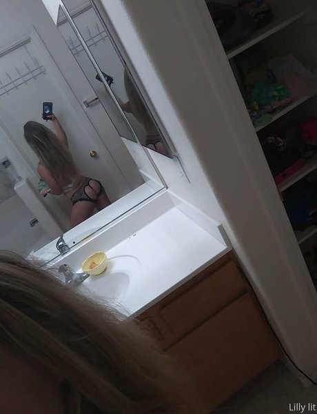 lillillylitxxx sexy nackte archiv