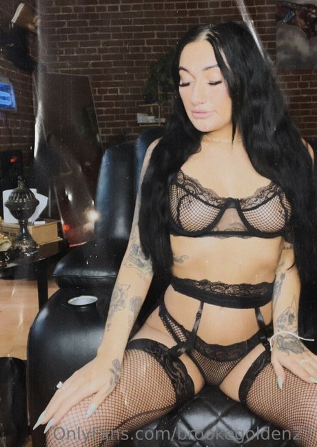 Brooke Golden erotische erwachsene archiv