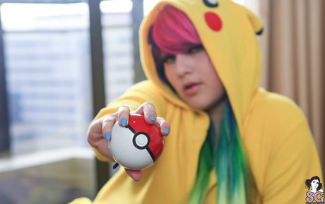 Momokoplay exklusive akt bilder