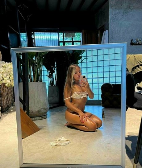 flachbrüstige onlyfans erotische xxx galerien