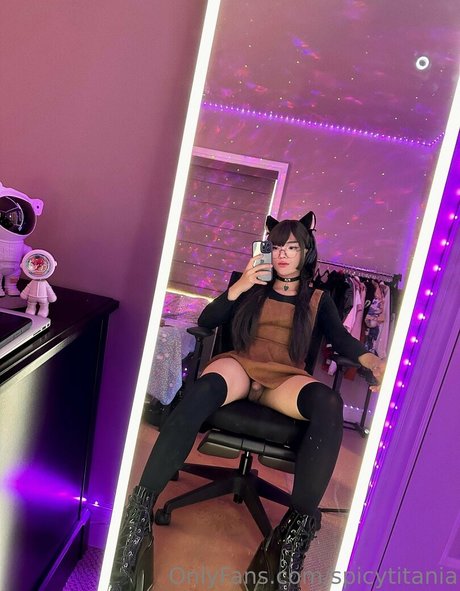 spicytitania pornostar top archiv