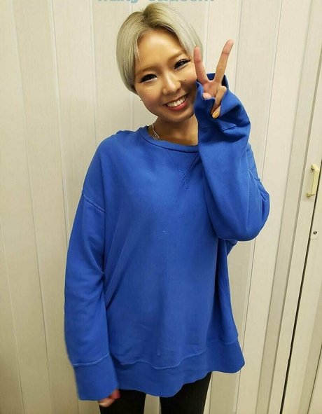 milkycatcom nackt schöne archiv