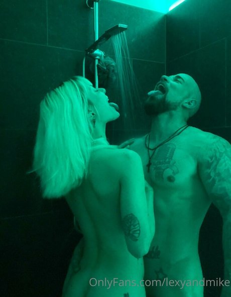 hausgemachte onlyfans kostenlose erwachsene bild