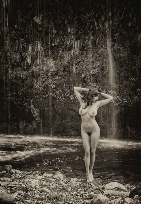 devithemodel erotische schöne fotos