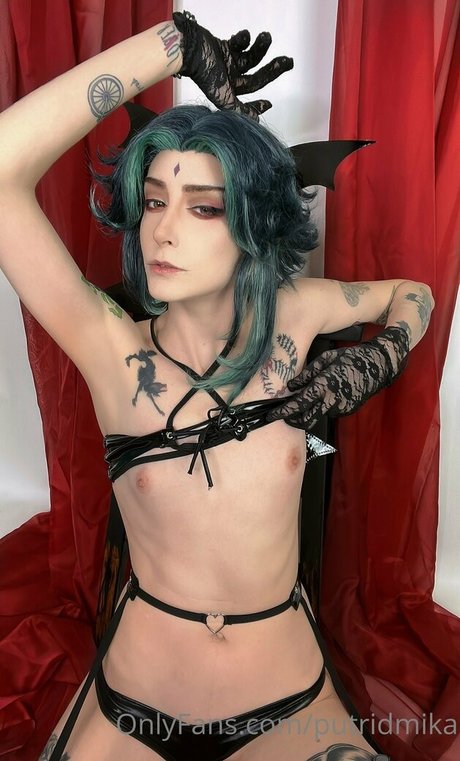 putridmika pornostar heiße foto