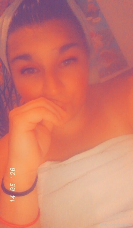 begformolly exklusive nackte bild