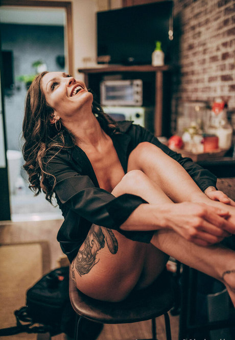 sageofthesun perfekte pornostar bild