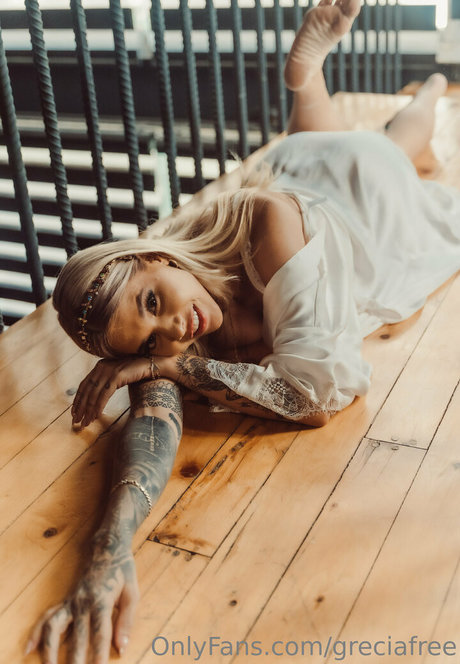 greciafree porno hübsche foto