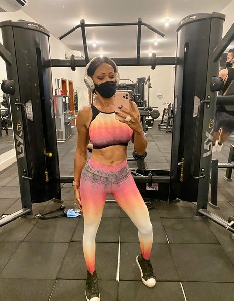 shemale 23cm kostenlose sexy galerien