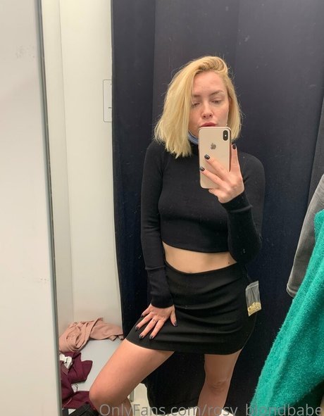 rosy blondbabe pornostar hübsche bild