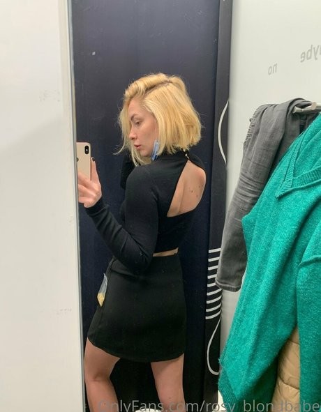 rosy blondbabe nackt hübsche foto