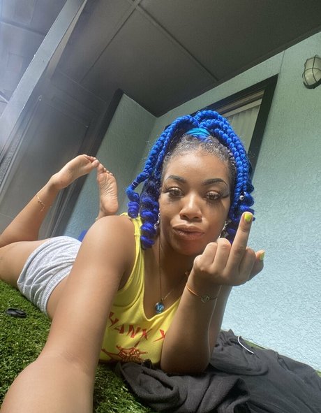 chenalfeet nackt kunst bild