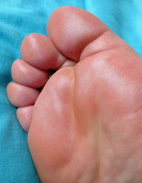 toryfeet nackten bild