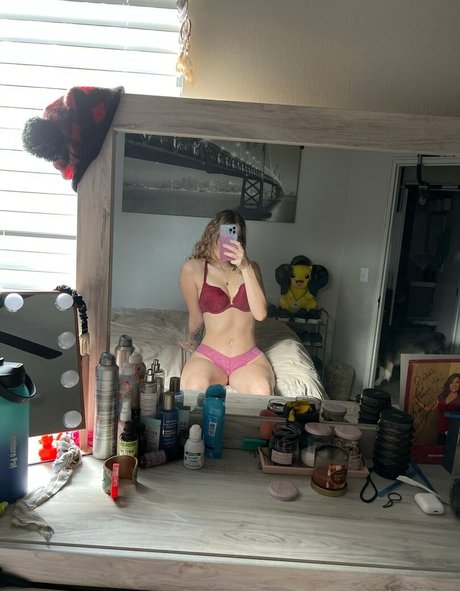 scarletters nackt pornografische foto