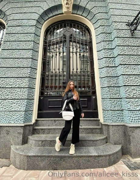 alicee kisss sexy perfekte fotos
