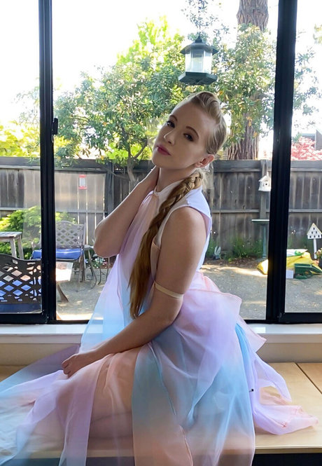 gingerquest nacktheit exklusive bilder