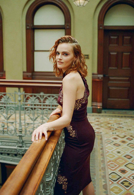 Madeline Brewer hd akt archiv