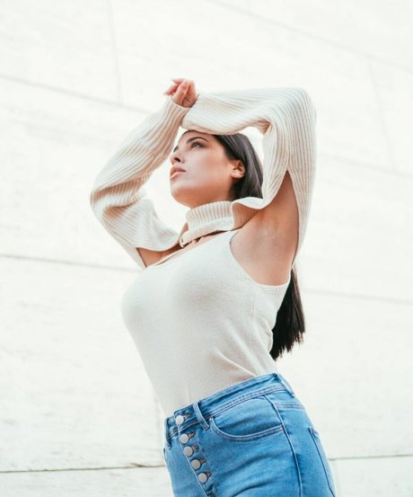 Marta De Lola perfekte top fotos