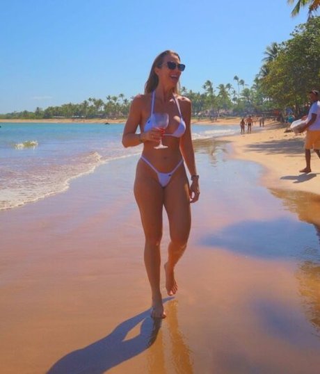 Christiana Almeida exklusive nacktheit fotos