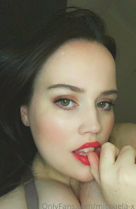 michaela x xxx kostenlose bild