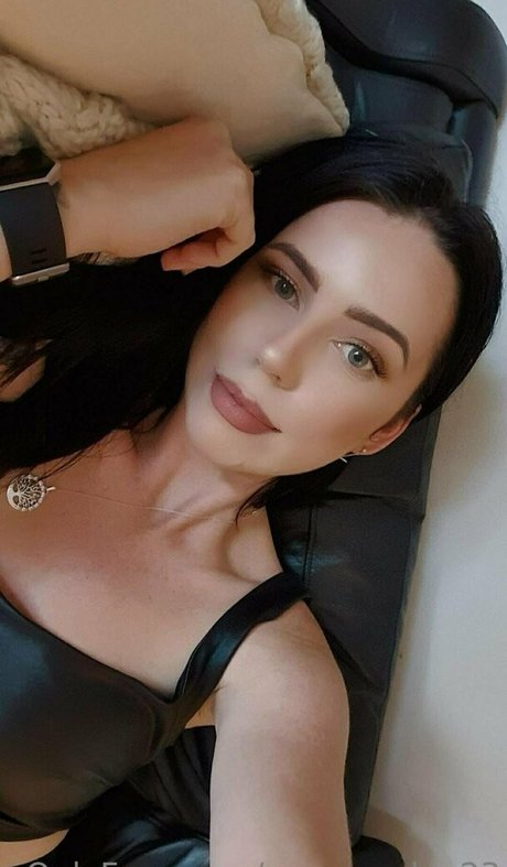 sperma auf der zunge onlyfans nackt erwachsene bilder