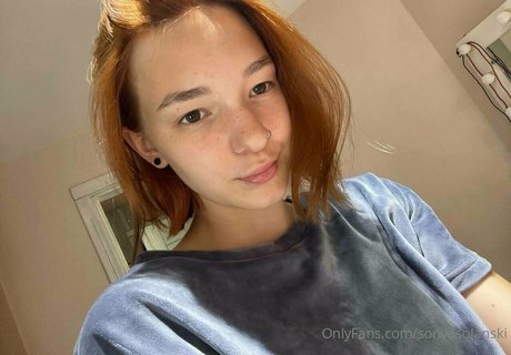 sonyasolanski perfekte heiße bilder