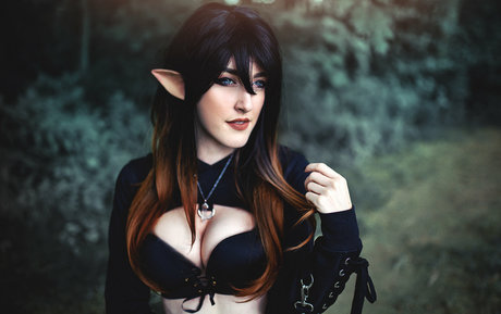 yoemilyreyfree nackt perfekte fotos