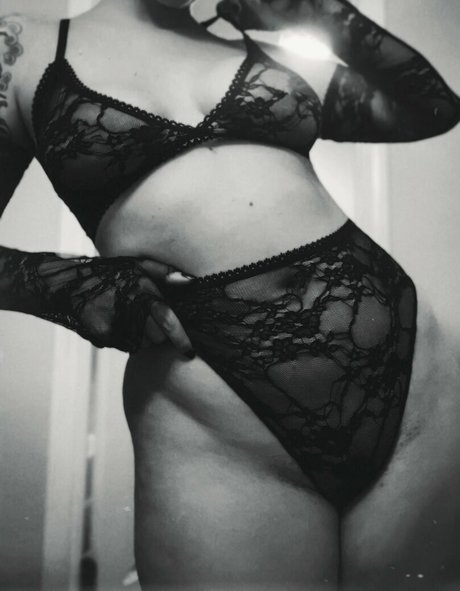 yoemilyreyfree freie porno bild