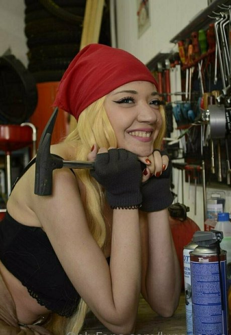 lunagogoo model xxx galerien