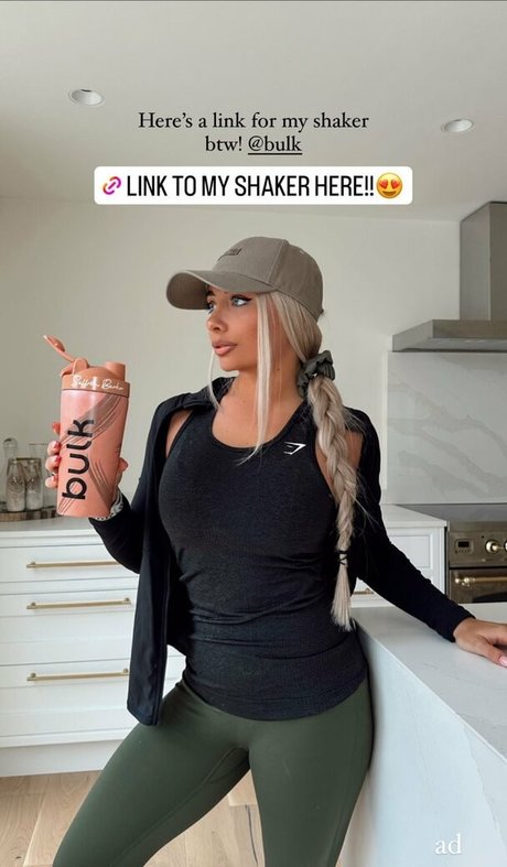 Saffron Barker xxx perfekte galerie