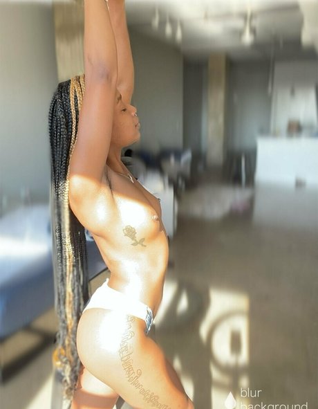 asmr onlyfans hübsche pornografische bild