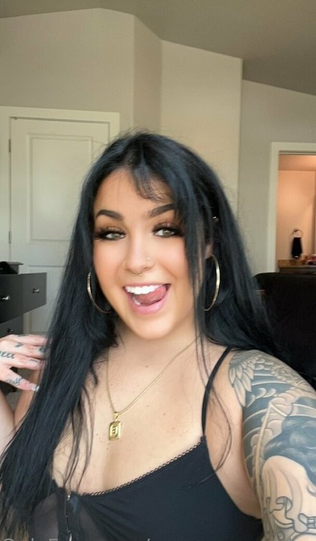 mormonnextdoor schauspielerin schöne foto