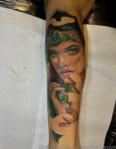 Missmatheson freie nackten galerie