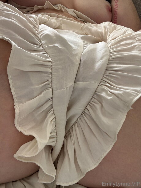 EmilyLynne pornostar akt foto