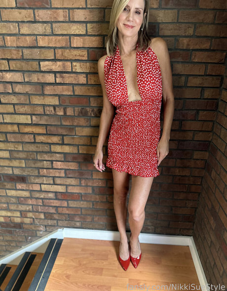 Nicole Suzanne top xxx bild