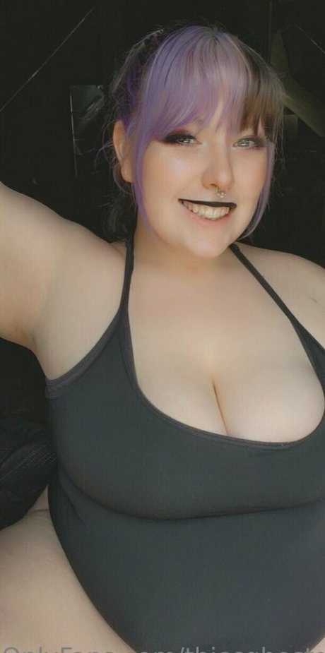 thiccghostgirl nacktheit sexy archiv