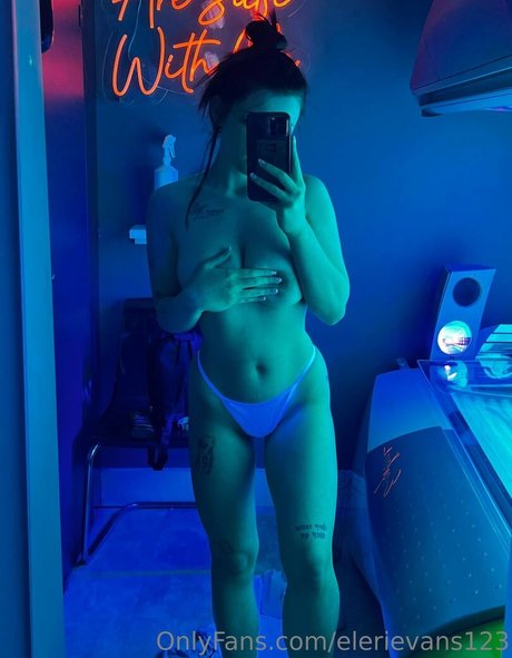 Eleri Evans schöne pornostar foto