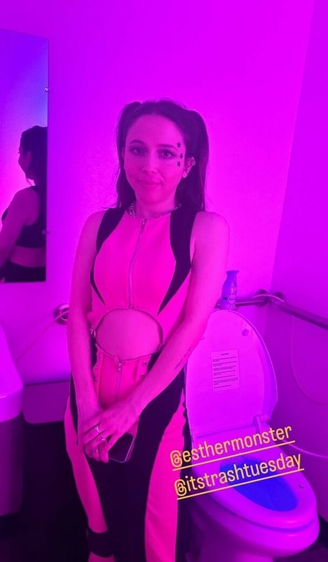 Esther Povitsky kunst freie archiv