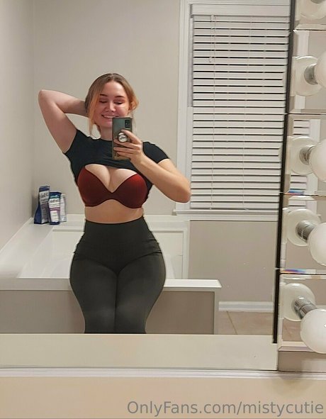 MistyCutie erwachsene pornographische bilder