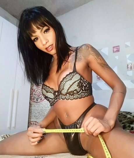 Carine Kishi schöne xxx fotos