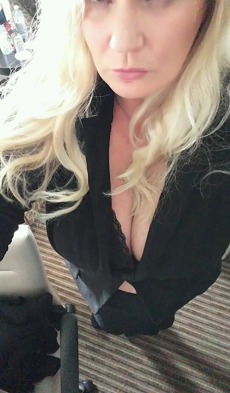 uniquilyyours heiße nackten galerie