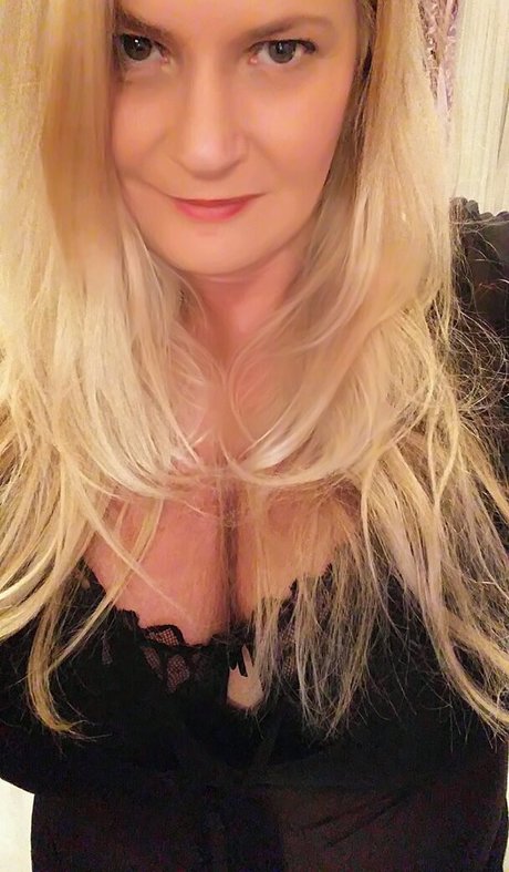 uniquilyyours perfekte erotische archiv