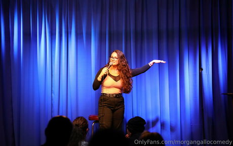 morgangallocomedy sexy fotos