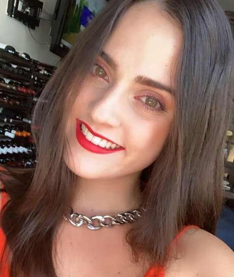 arabische schlampe onlyfans heiße top fotos