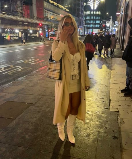 yoga asiatische onlyfans exklusive schöne archiv